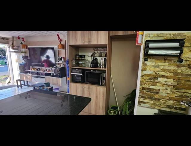 3 BEDROOM APARTMENT FOR SALE IN VERWOERDPARK